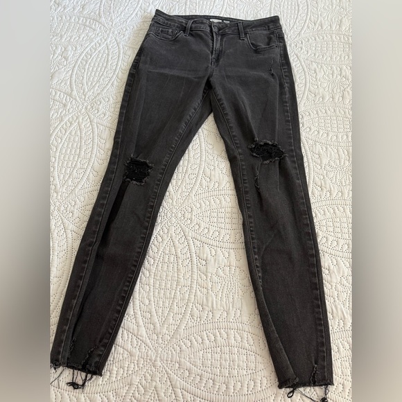 Old Navy Black Rockstar Super Skinny Jean - Picture 4 of 7
